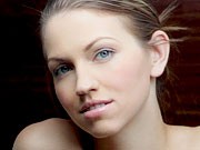 Sexy brunette babe Eufrat masturbates with water in shower