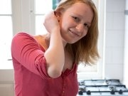 Blonde amateur Noa takes off her blue knickers for you
