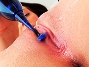 Gracie Glam masturbates with a vibration toy and cums hard