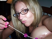 Amateur MILFs from around give blowjobs