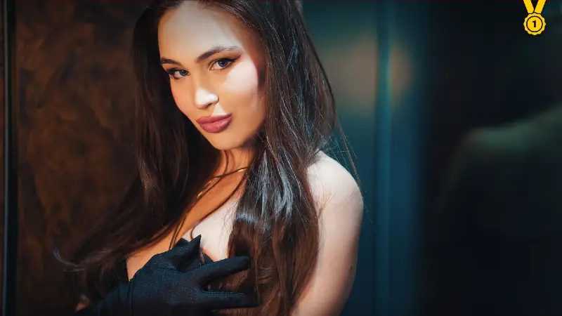 Eva ranked #1 in LiveJasmin Best of the Month