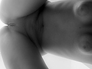 Get erotic black&white shots from luxurious amateur
