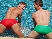 Gay adventures of a horny bisexual Aussie guy who loves speedos.